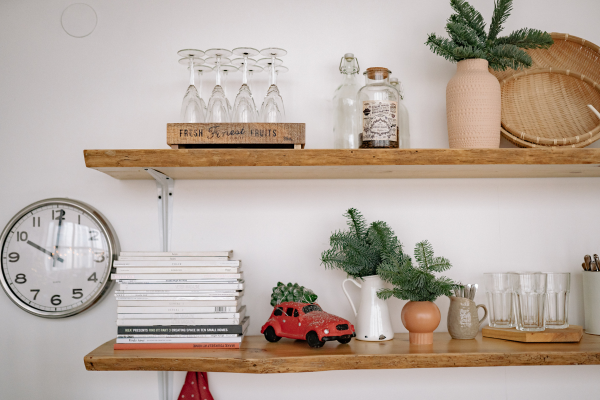 Tủ kệ trang trí